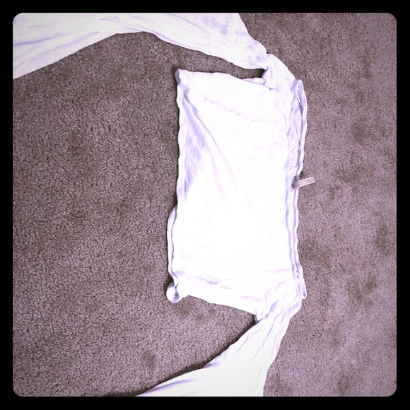 White Crop Longsleeve with “wing” arms - Picture 1 of 1
